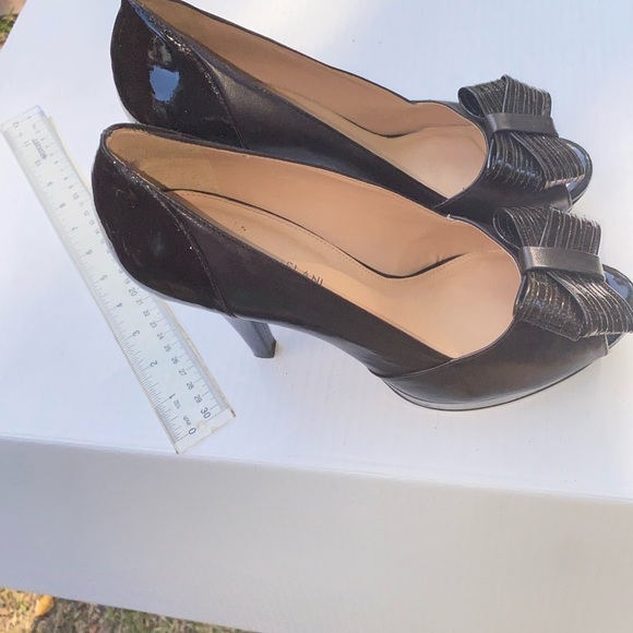 Antonio Melani Women's Peep Toe Bow Heels Pumps Dress Shoes Dark Brown Patent - Picture 2 of 5